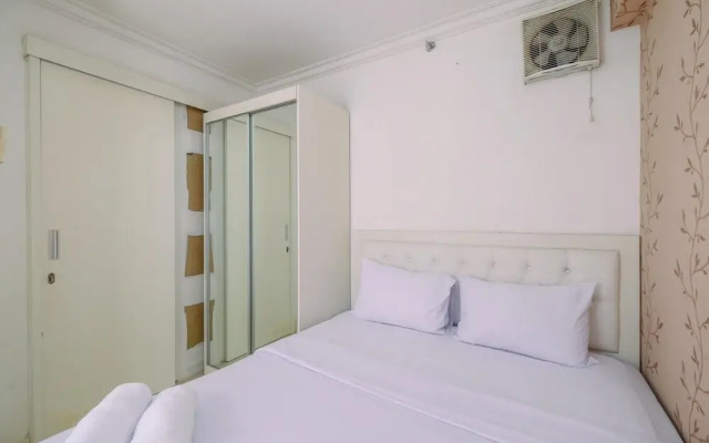 Modern And Tidy 2Br Bassura City Apartment