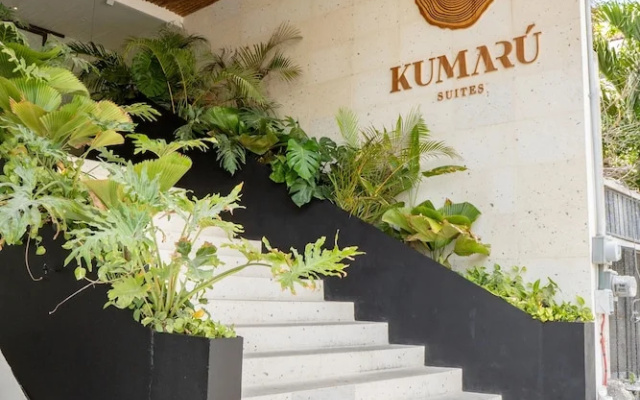 Kumaru Suite by BVR