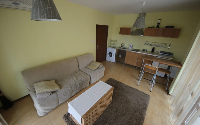 Menada Amadeusz 1 Apartments