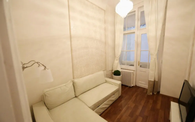 Dfive Apartments - Fashion Street