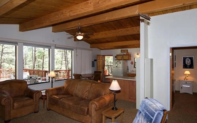 Mama Bears Cabin