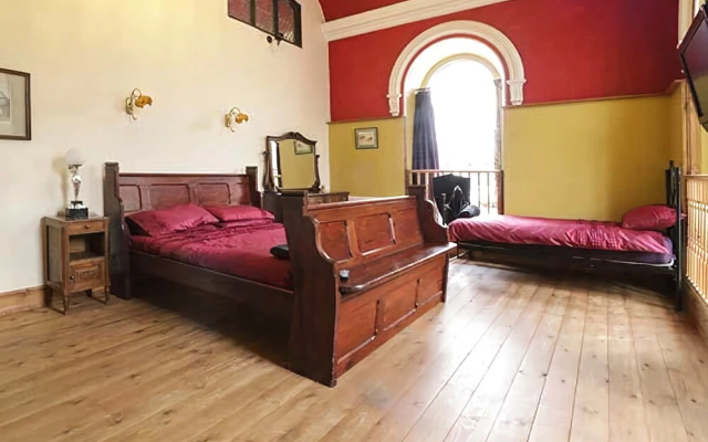 The Auction House