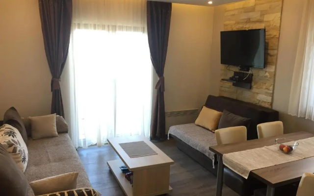 Apartment G6
