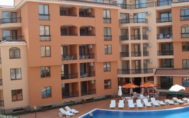 Aparthotel Efir 2