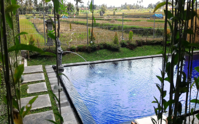 Long Lane Villa