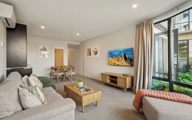 The Beacon - Town Centre Apartment 620