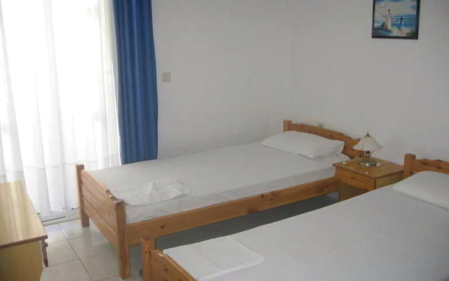 Molos Apartments