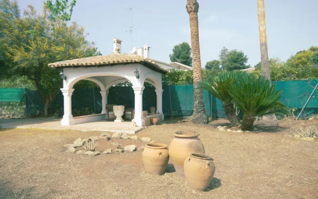 Rosal in El Tosalet With 5 Bedrooms and 3 Bathrooms