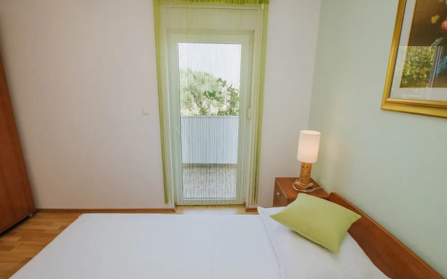 Spacious apt With big Patio,terrace&great sea View