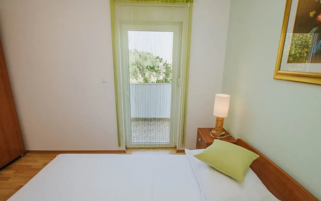 Spacious apt With big Patio,terrace&great sea View