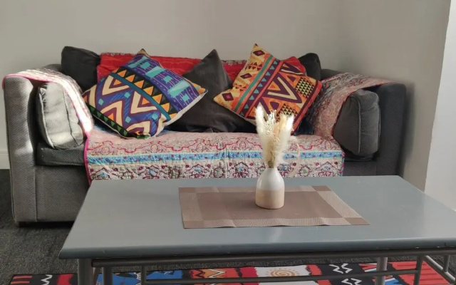 Charming 1-bed Loft Apartment in Romford
