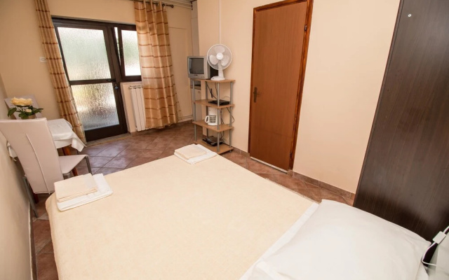 Apartments Divna