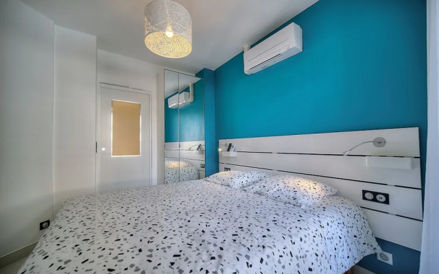 2 Pieces Moderne 300 m Plages Croisette A1b238