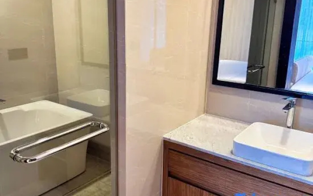 New stylish studio 45 sq min La Vita