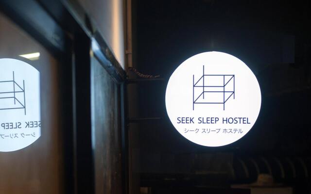 Seek Sleep Hostel Бангкок вид на фасад