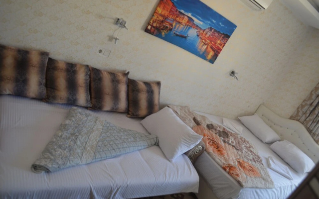 Lord Sophia Hotel