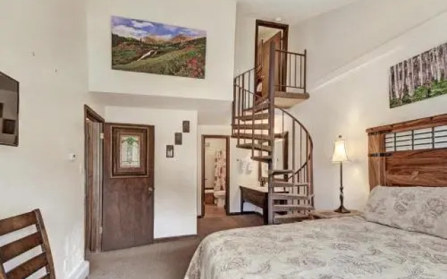 Sf204 Snowflake Condo