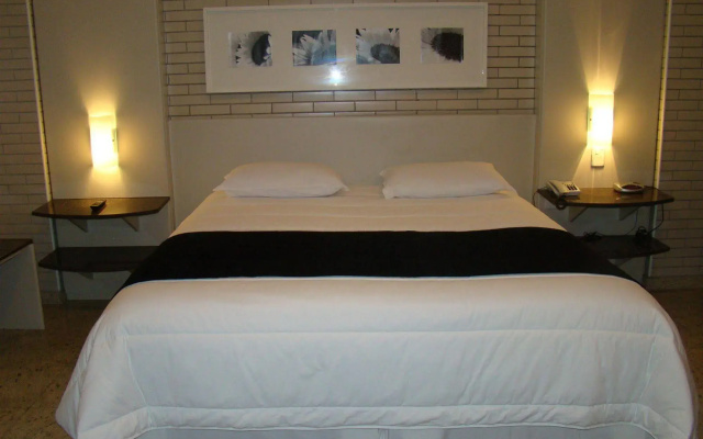 Hotel Confiance Soho Batel