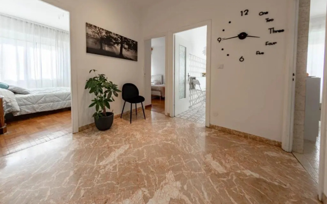 H11 [Lux Ariston] Sanremo - Centro
