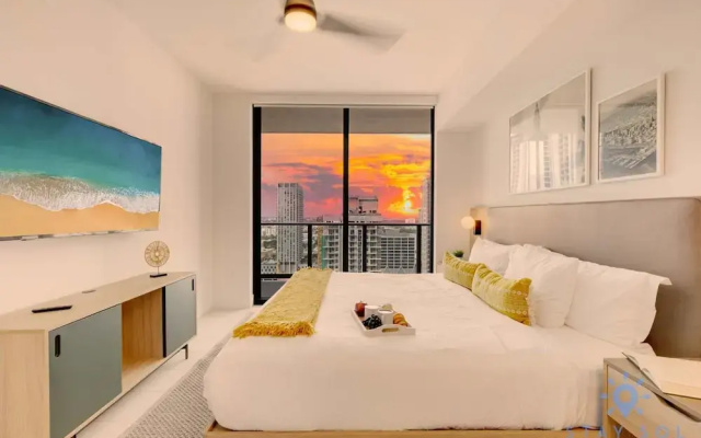 Oasis 1BR Apartment With Pool