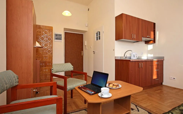Enigma Hostel