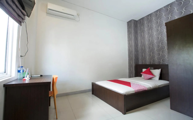 OYO 819 Bumi Mas Guest House