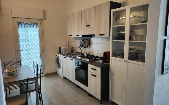 Seafront Apartment in Villa with Swimming Pool and Parking