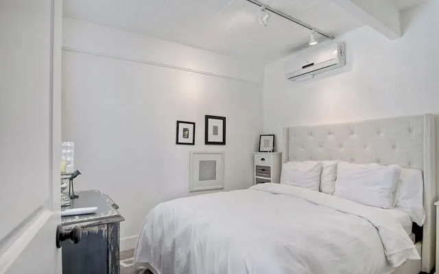 3690 Carlsbad Boulevard - Unit D