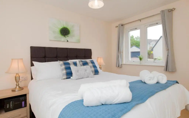 Prime Dalgety Bay Waterfront Apartment