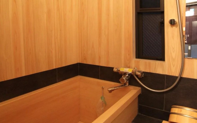 Shikokuan Machiya Residence Inn