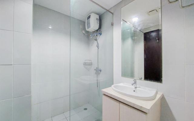 Simply Look And Homey 1Br At Casa De Parco Apartment
