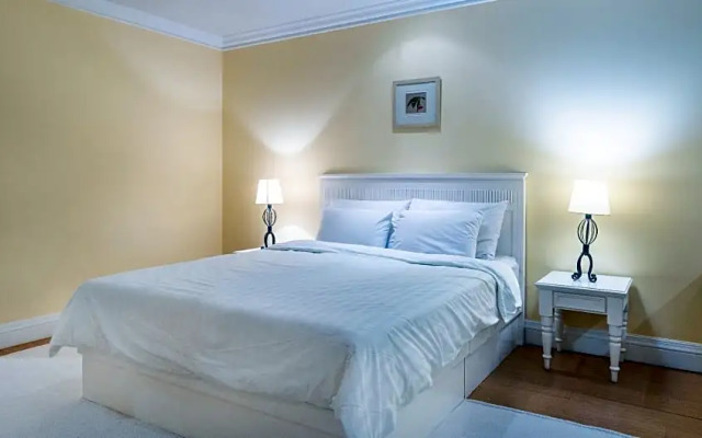 Yangyang Golden Bay Pension