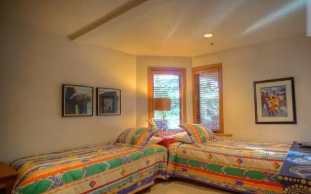 RedAwning Ridge in Deer Valley