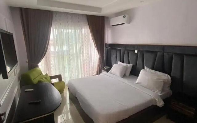 Kawruky Hotel