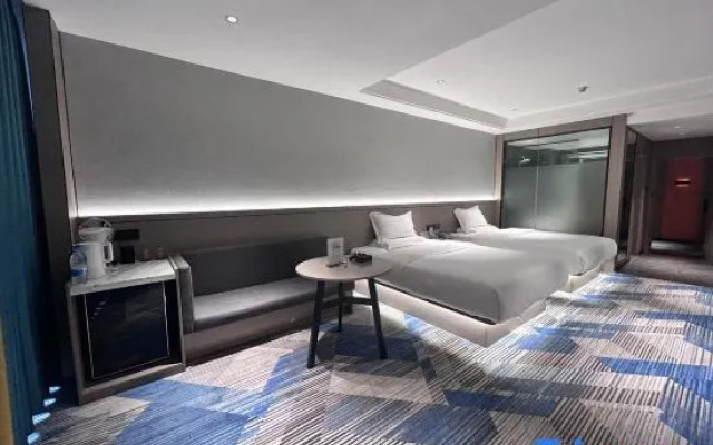 Tonghai country  seaman Hotel