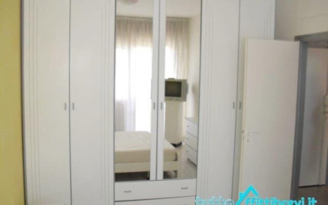 Апартаменты Sunset Apartment Римини комната для гостей