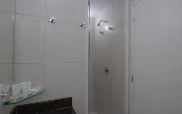 Hotel Confiance Barigui