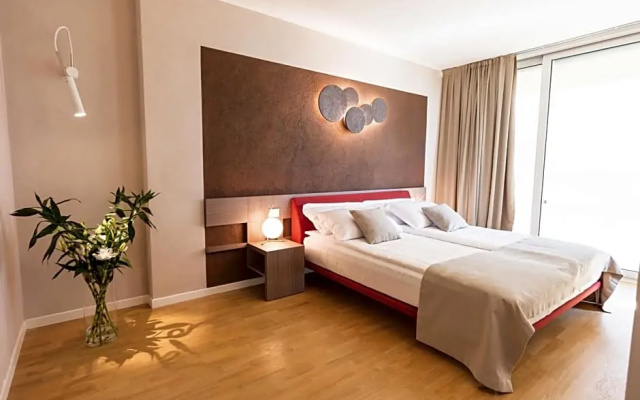 San Colombano Suite