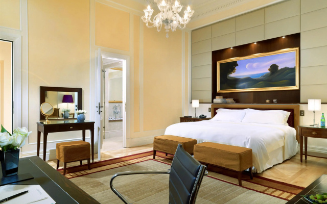 Отель The St. Regis Rome