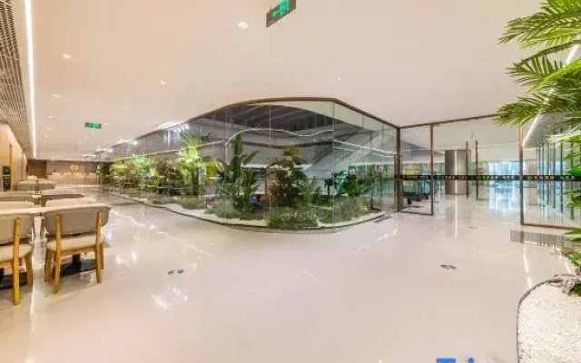 Yibo Hotel (Pazhou Exhibition Center Guangzhou Tower Branch)