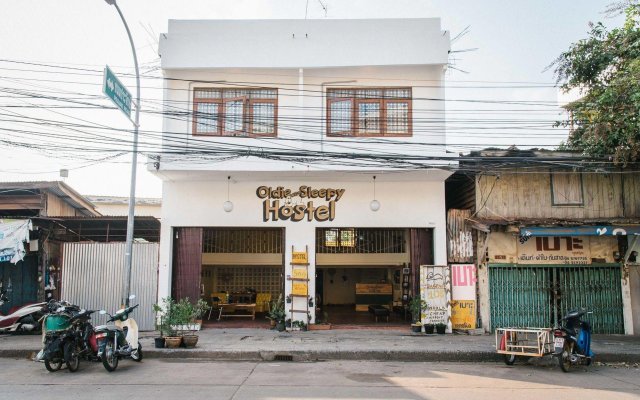 Oldie and Sleepy Hostel in Nong Khon Kwang, Thailand from 38$, photos, reviews - zenhotels.com hotel front