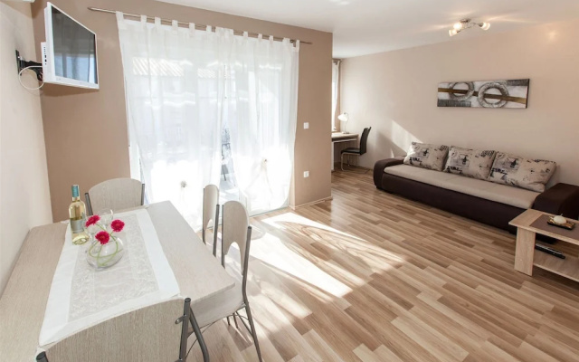Apartments Karmen 2