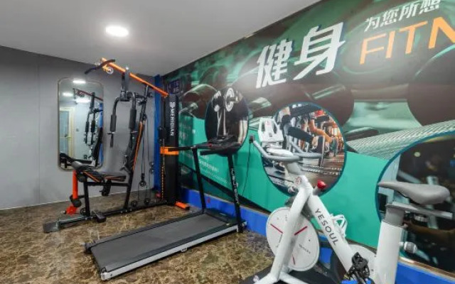 Lanuo Hotel (Chaozhou Ancient City People’s Square Store)