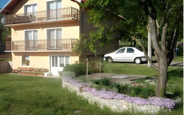 Guest House Toic