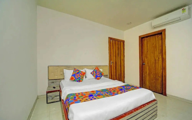 Fabexpress Square Inn