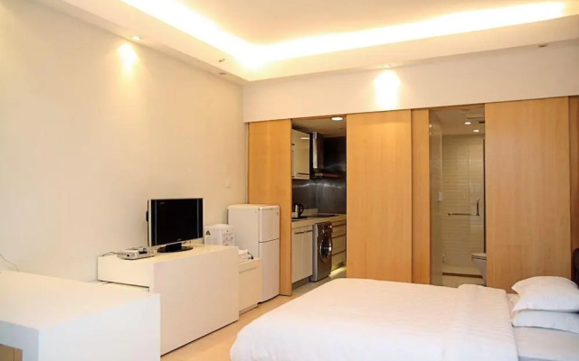 Private-Enjoyed Home ApartHotel - R&F Stanley Apartment