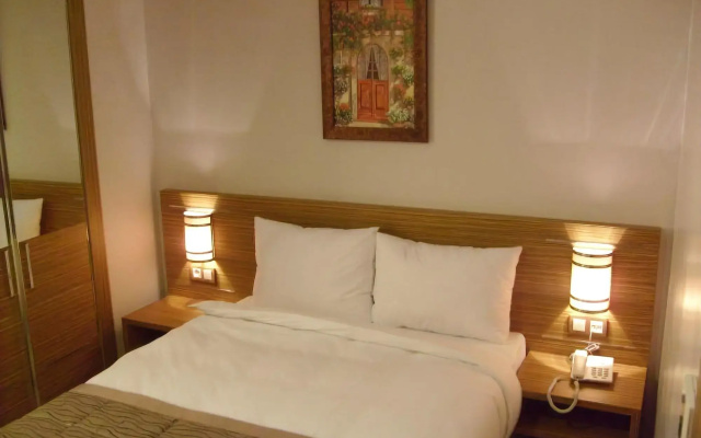 Hotel Almina Park