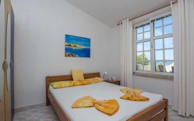 Apartments Dragan