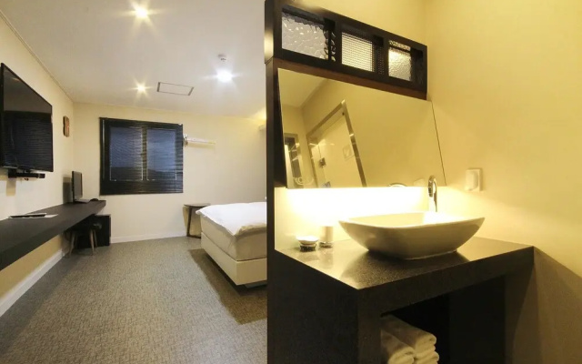 Changnyeong Hotel Countinue