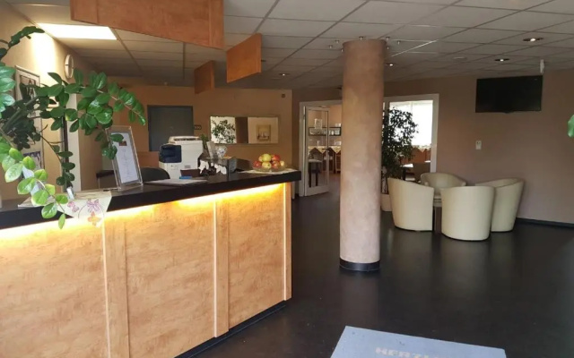 Euro - Hotel